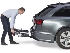 Uebler Heckträger I21 60° Abklappwinkel -Fahrradausrüstung Geschäft 10 32512 1280x1280