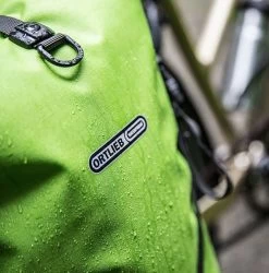 Ortlieb Back-Roller Plus Salsa-dark Chili 2x 20 L -Fahrradausrüstung Geschäft 10 34210 1280x1280