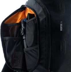 CUBE Rucksack VERTEX 16 Black -Fahrradausrüstung Geschäft 12132 D 02 37668 1280x1280