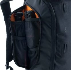 CUBE Rucksack ATX 22 Black -Fahrradausrüstung Geschäft 12137 D 03 37745 1280x1280
