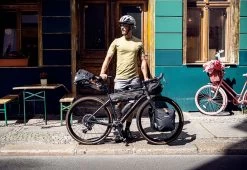 Ortlieb Seat-Pack Sattelstasche Black Matt 11 L -Fahrradausrüstung Geschäft 8 37123 1280x1280