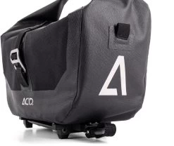 ACID Gepäckträgertasche TRUNK 10 RILink Black 10 ACID Gepäckträgertasche TRUNK 10 RILink Black -Fahrradausrüstung Geschäft ACID Fahrradtasche TRUNK 10 RILink 3 1 1280x1280