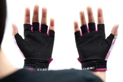 CUBE Handschuhe Performance Junior Kurzfinger Pink -Fahrradausrüstung Geschäft CUBE Handschuhe Performance Junior kurzfinger 6 1280x1280