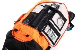 CUBE Rucksack EDGE TRAIL X Actionteam / Actionteam -Fahrradausrüstung Geschäft CUBE Rucksack EDGE TRAIL X Actionteam 4 1280x1280