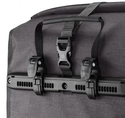 Ortlieb Back-Roller Plus Granite - Black 2x 20 L -Fahrradausrüstung Geschäft back roller plus f5204 detail 1 26613 1280x1280